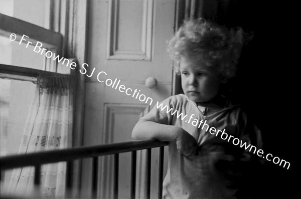 BARRY HEWSON